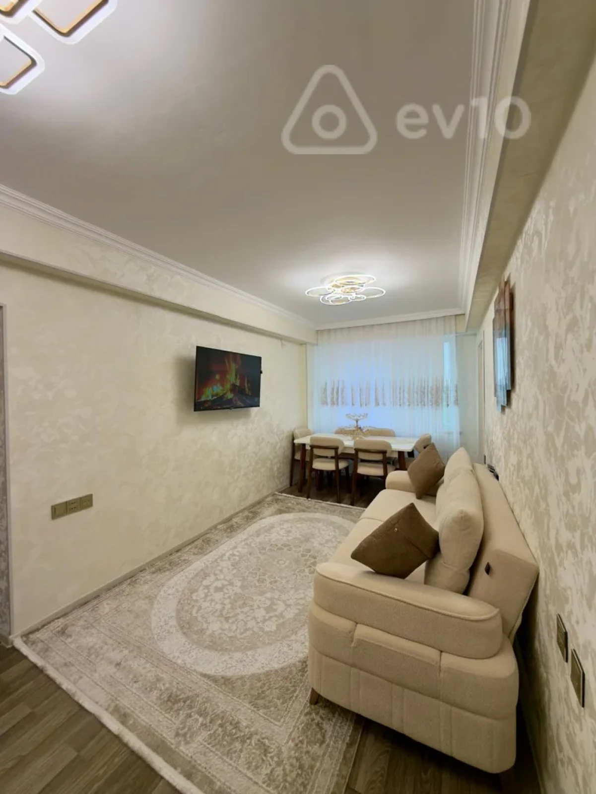 Satılır 3 otaqlı yeni tikili 82 m²