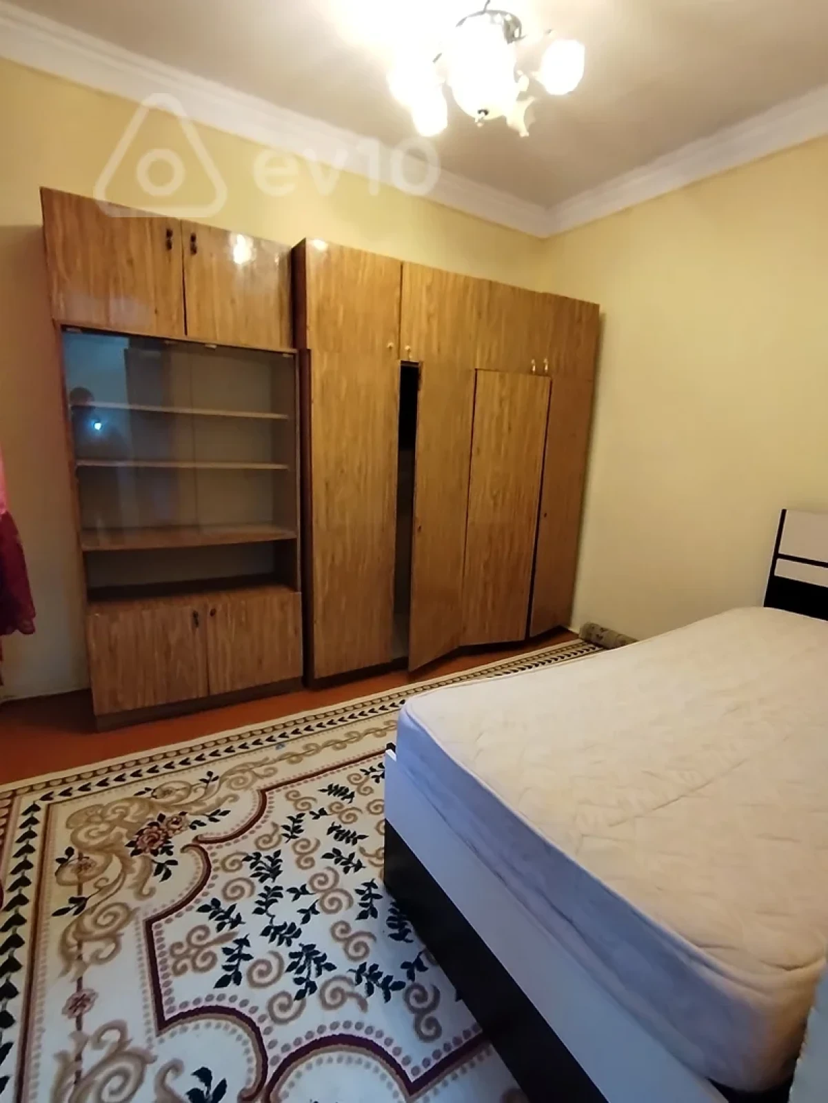 Kirayə verilir 2 otaqlı həyət evi 55 m²