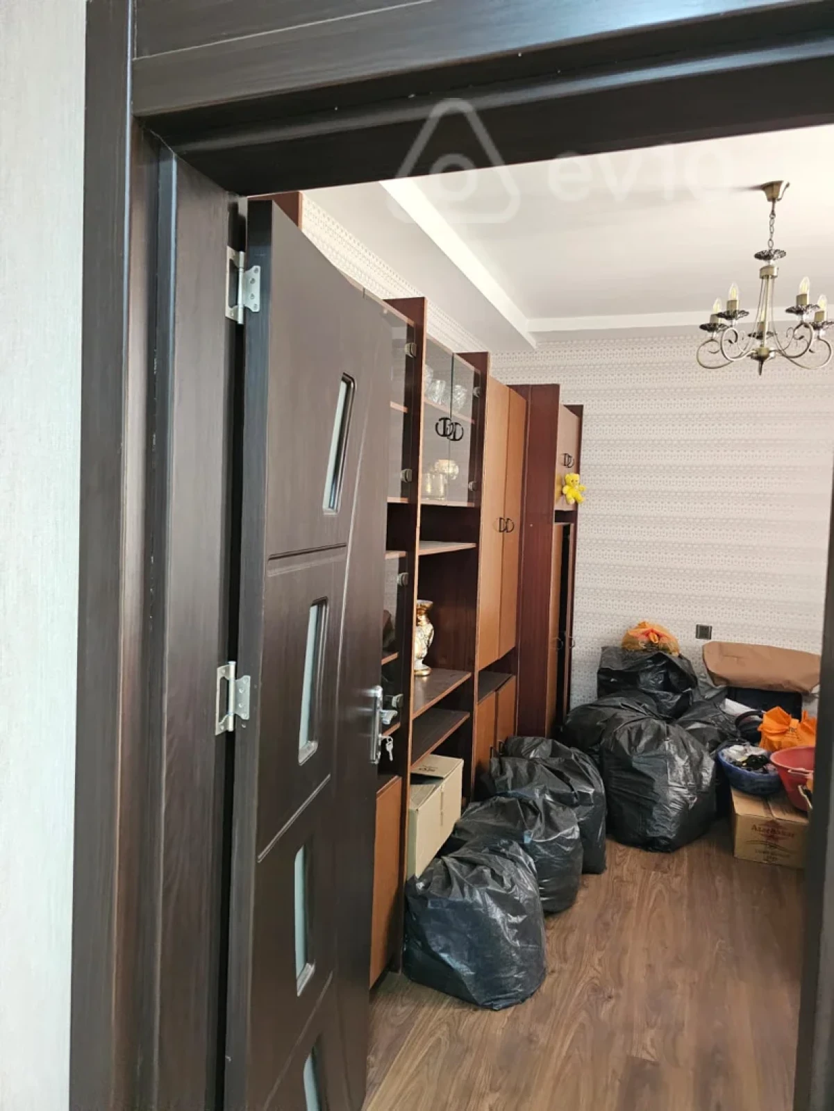 Satılır 4 otaqlı həyət evi 150 m²