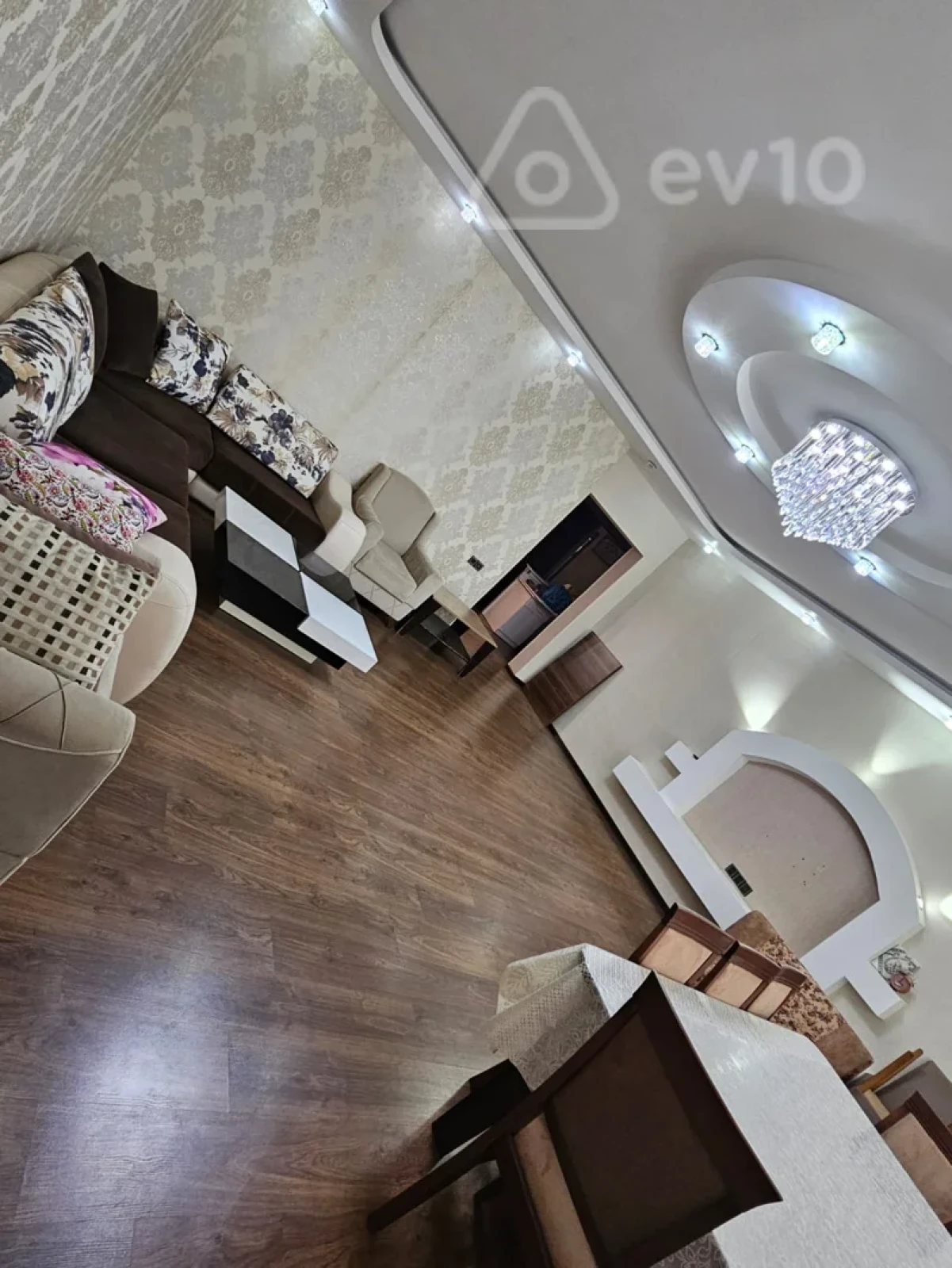 Satılır 4 otaqlı həyət evi 150 m²