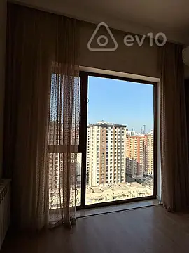 Kirayə verilir 3 otaqlı yeni tikili 155 m²