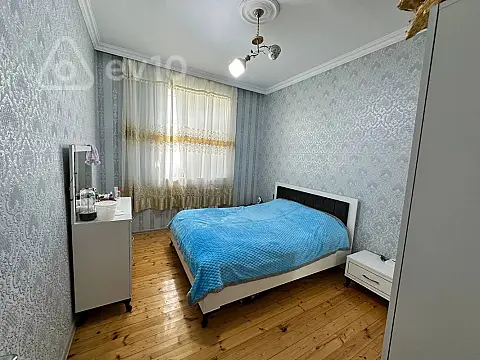 Satılır 4 otaqlı həyət evi 100 m²