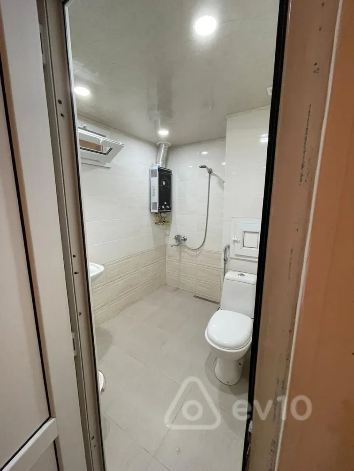 Satılır 1 otaqlı köhnə tikili 45 m²