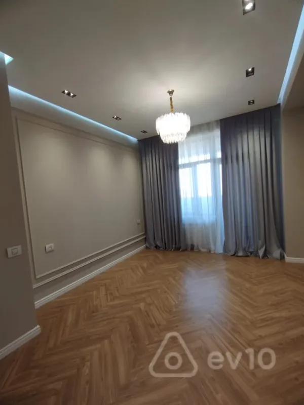 Satılır 2 otaqlı yeni tikili 80 m²