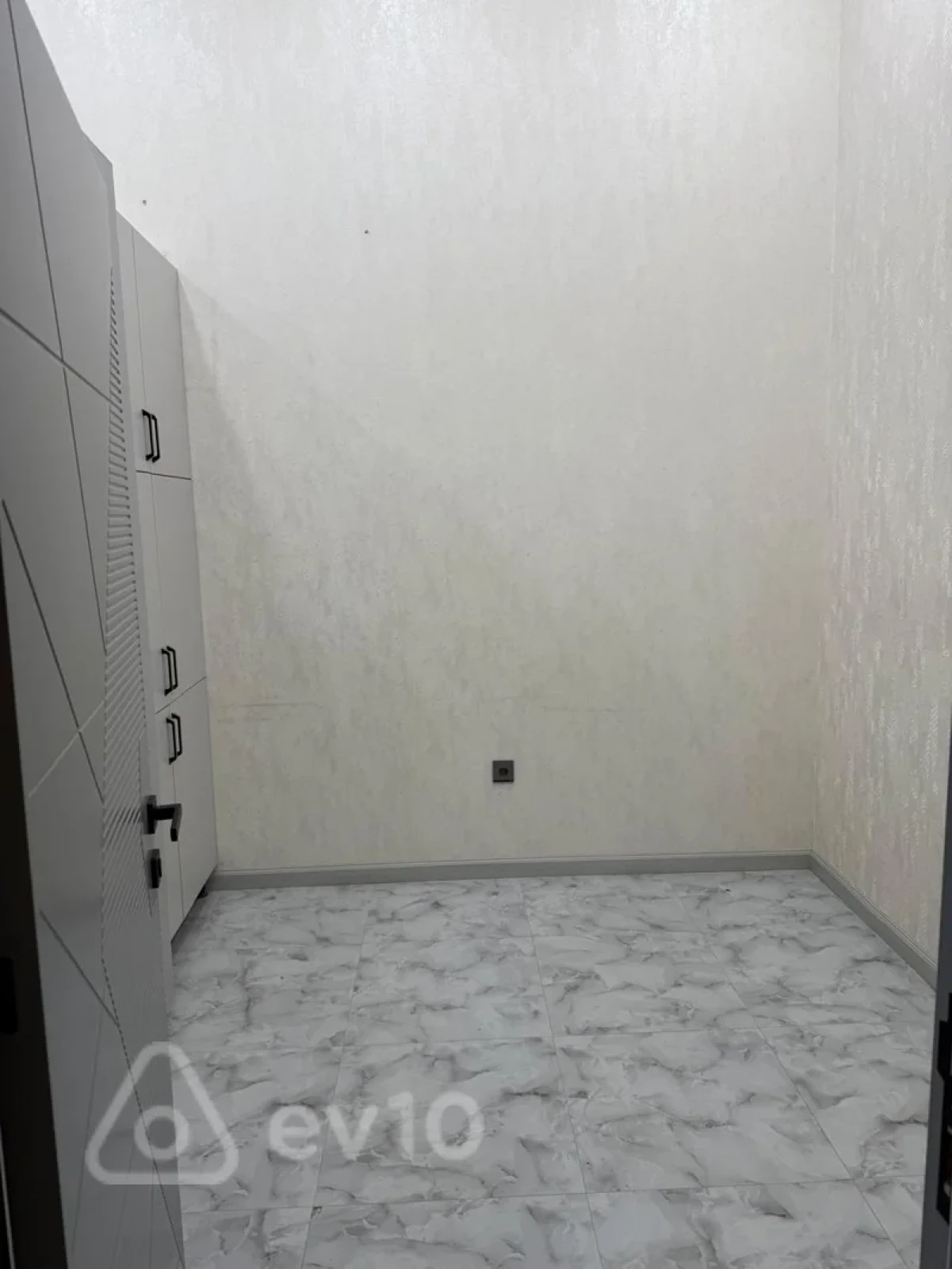 Kirayə verilir mənzil 15 m²