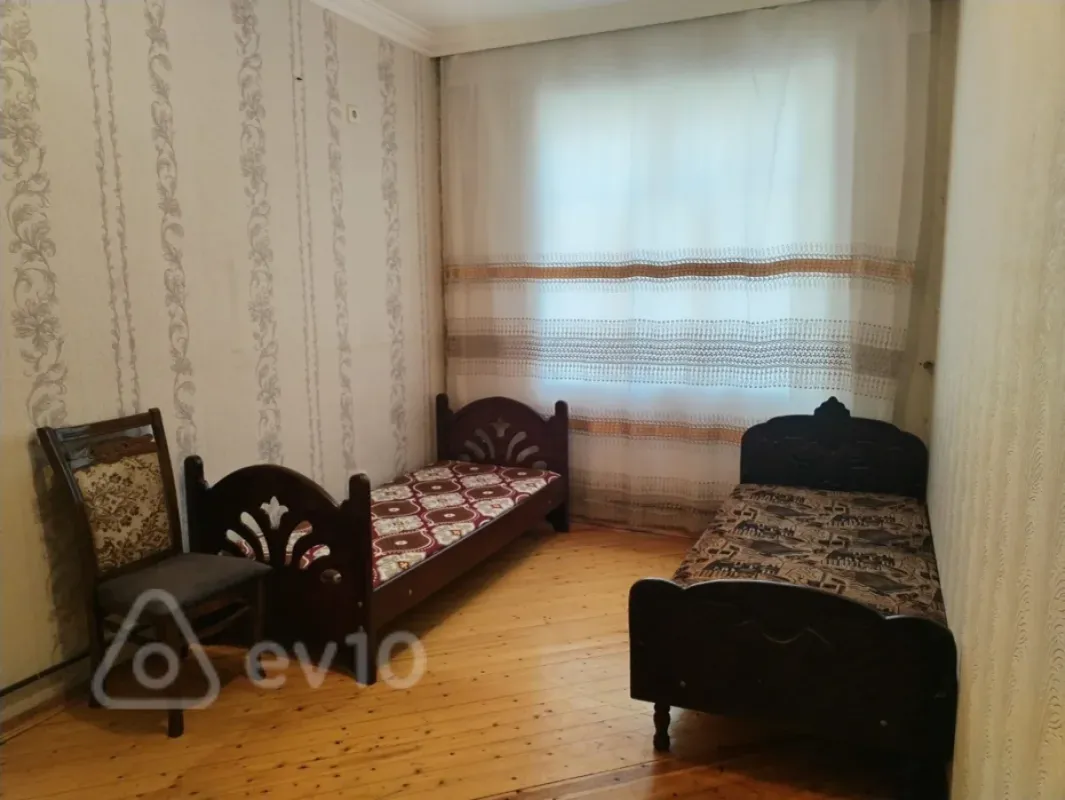 Kirayə verilir 3 otaqlı yeni tikili 85 m²