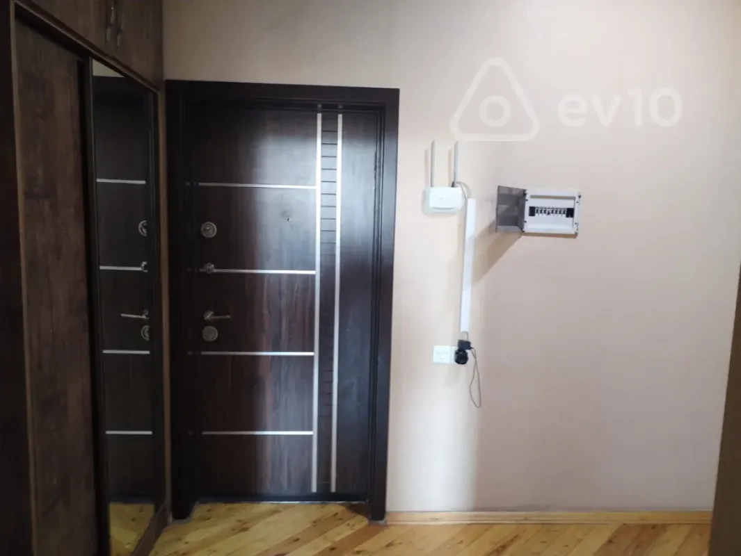 Kirayə verilir 3 otaqlı yeni tikili 85 m²