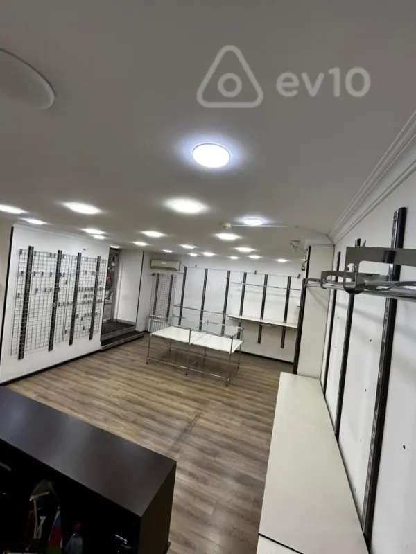 Kirayə verilir mənzil 115 m²