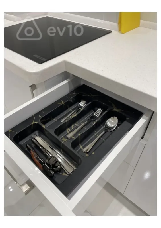 Kirayə verilir 2 otaqlı yeni tikili 70 m²