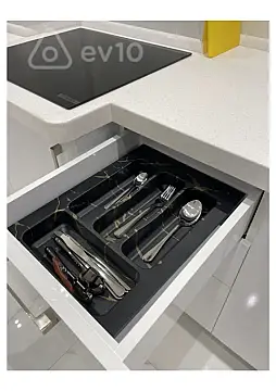 Kirayə verilir 2 otaqlı yeni tikili 70 m²