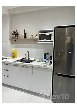 Kirayə verilir 2 otaqlı yeni tikili 70 m²