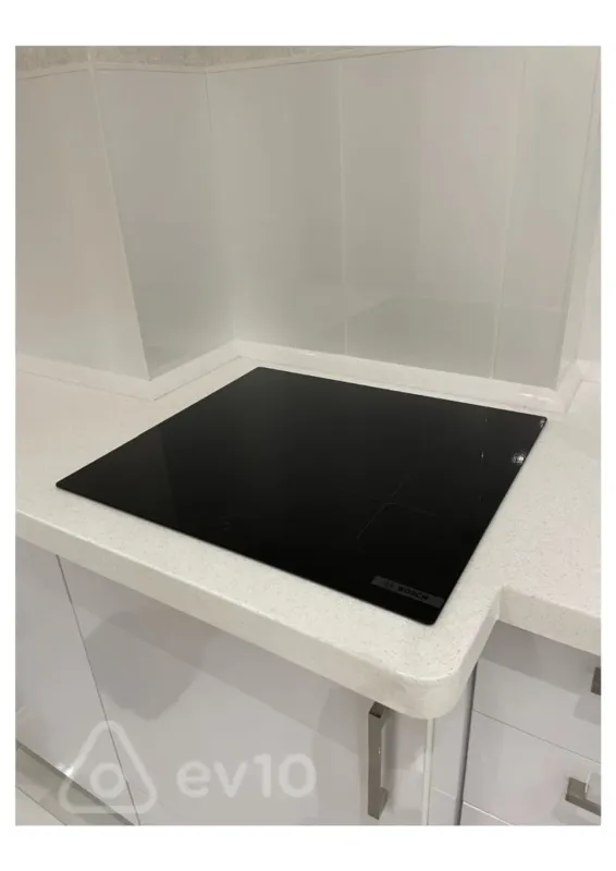 Kirayə verilir 2 otaqlı yeni tikili 70 m²