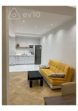 Kirayə verilir 2 otaqlı yeni tikili 70 m²