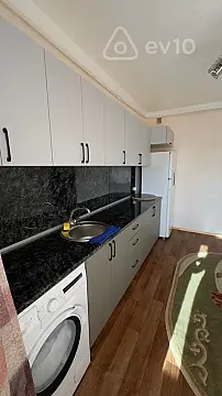 Kirayə verilir 2 otaqlı yeni tikili 70 m²