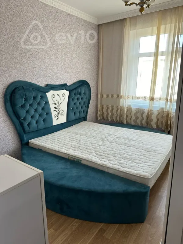 Kirayə verilir 2 otaqlı yeni tikili 70 m²
