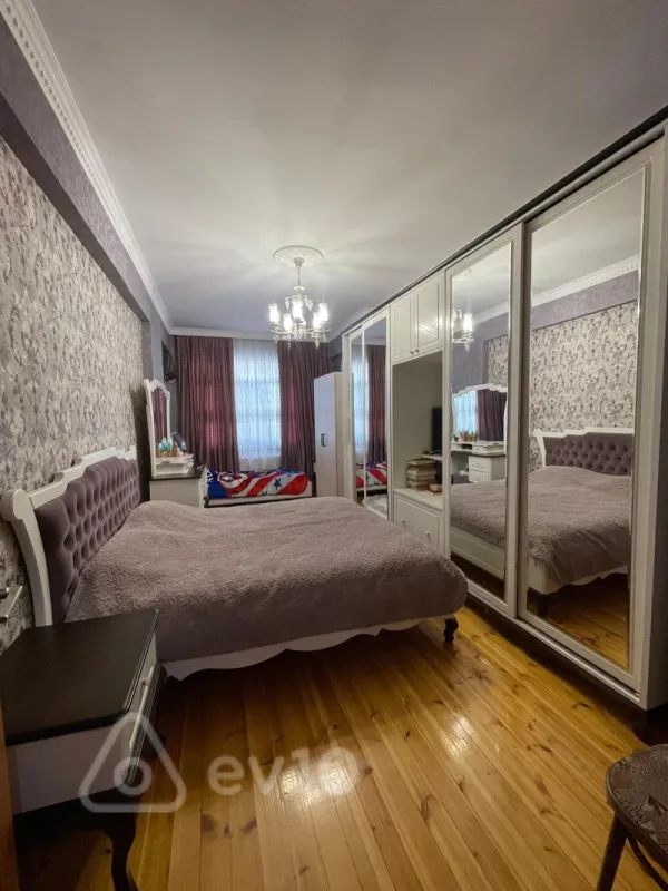 Satılır 2 otaqlı yeni tikili 84 m²