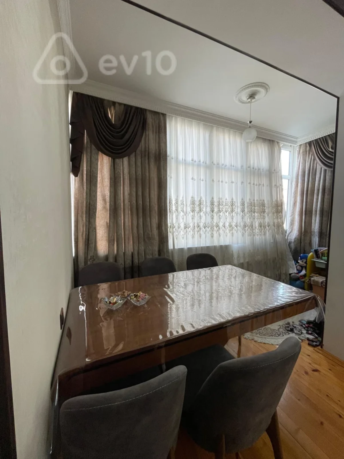 Satılır 2 otaqlı yeni tikili 84 m²