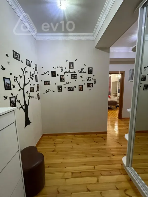 Satılır 2 otaqlı yeni tikili 84 m²