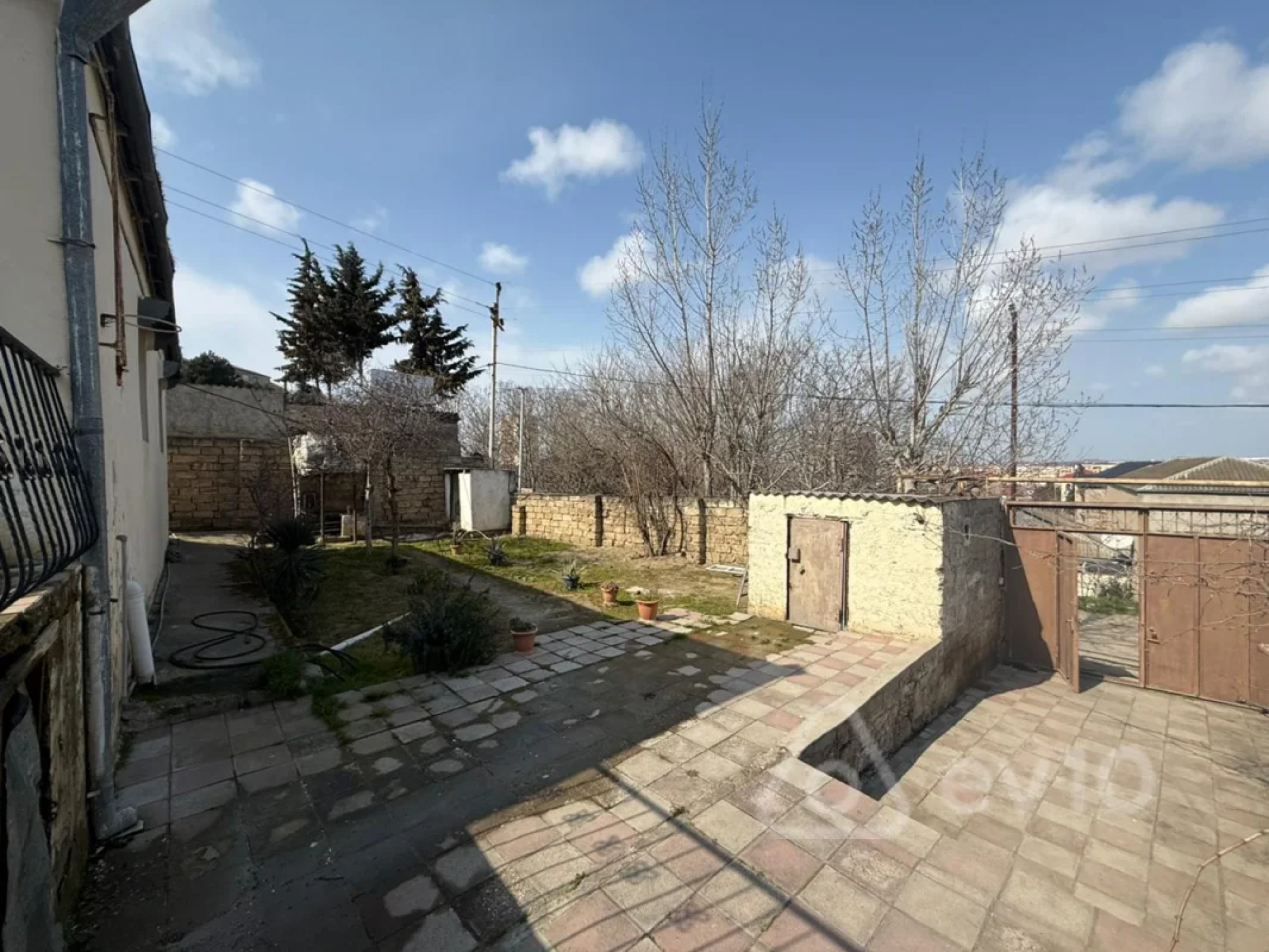 Satılır 4 otaqlı həyət evi 110 m²