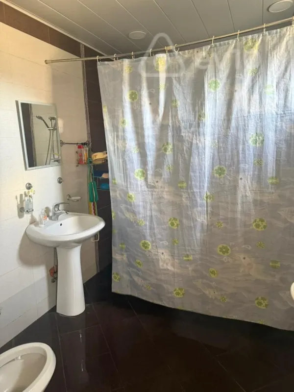 Satılır 4 otaqlı həyət evi 110 m²