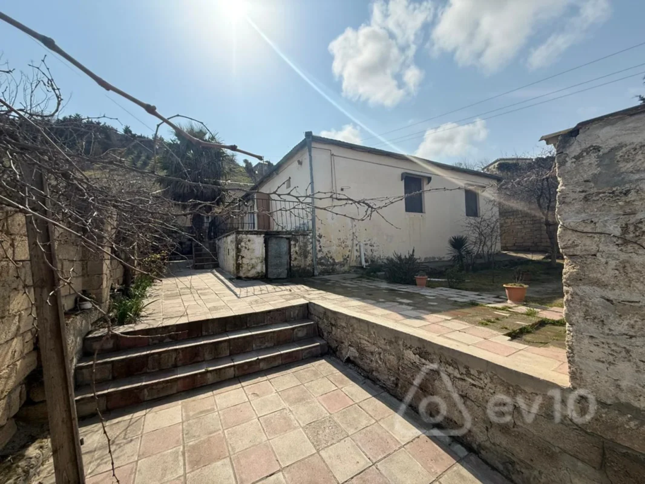 Satılır 4 otaqlı həyət evi 110 m²