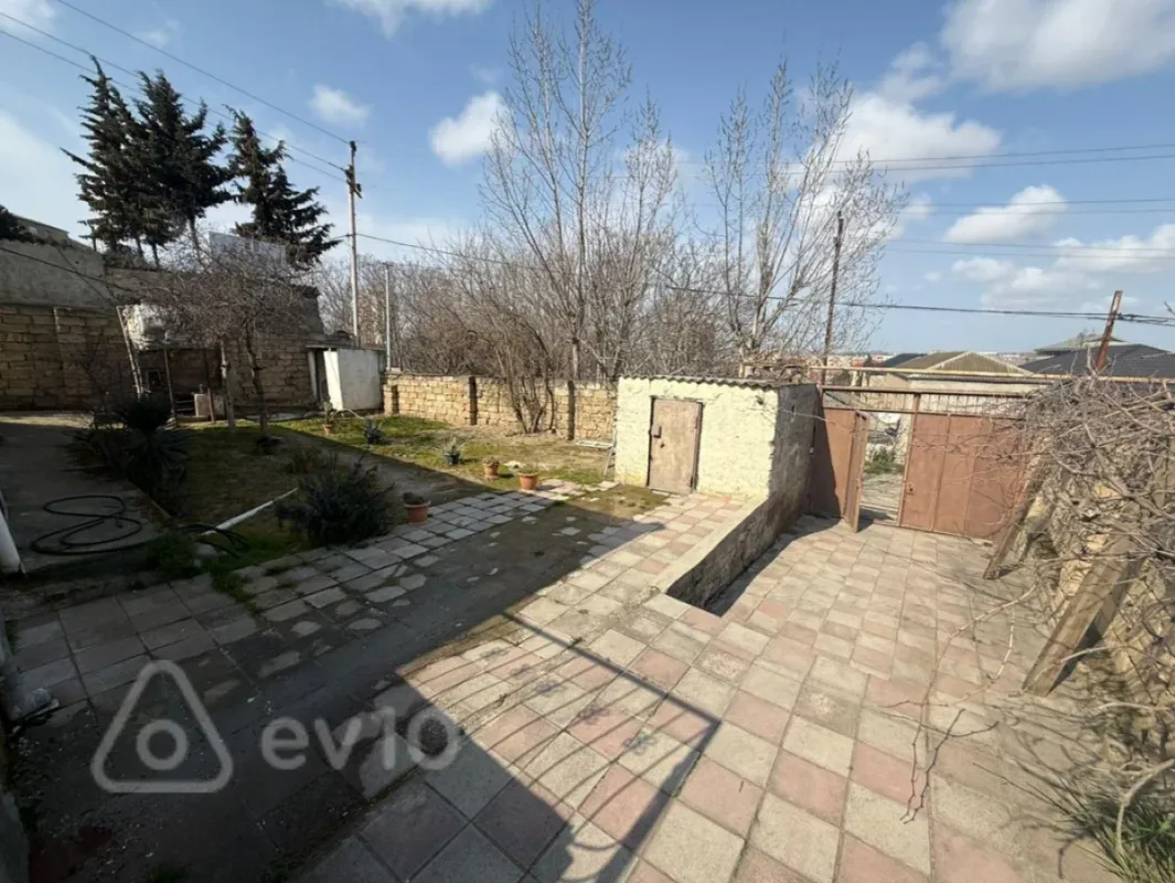 Satılır 4 otaqlı həyət evi 110 m²