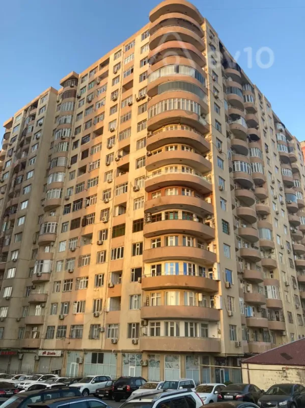 Satılır 3 otaqlı yeni tikili 78 m²
