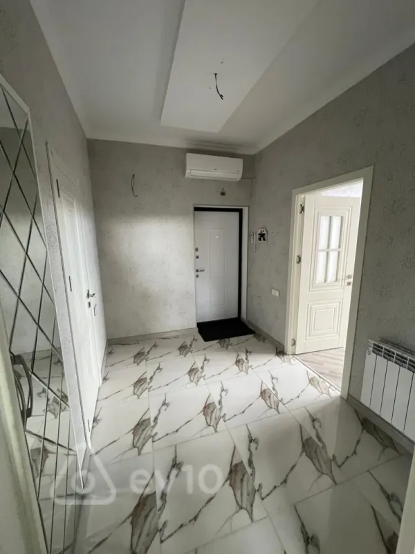 Satılır 3 otaqlı yeni tikili 78 m²