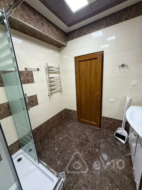 Kirayə verilir 2 otaqlı yeni tikili 75 m²