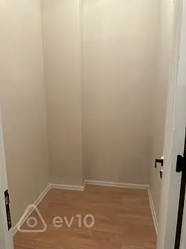 Satılır 4 otaqlı yeni tikili 130 m²