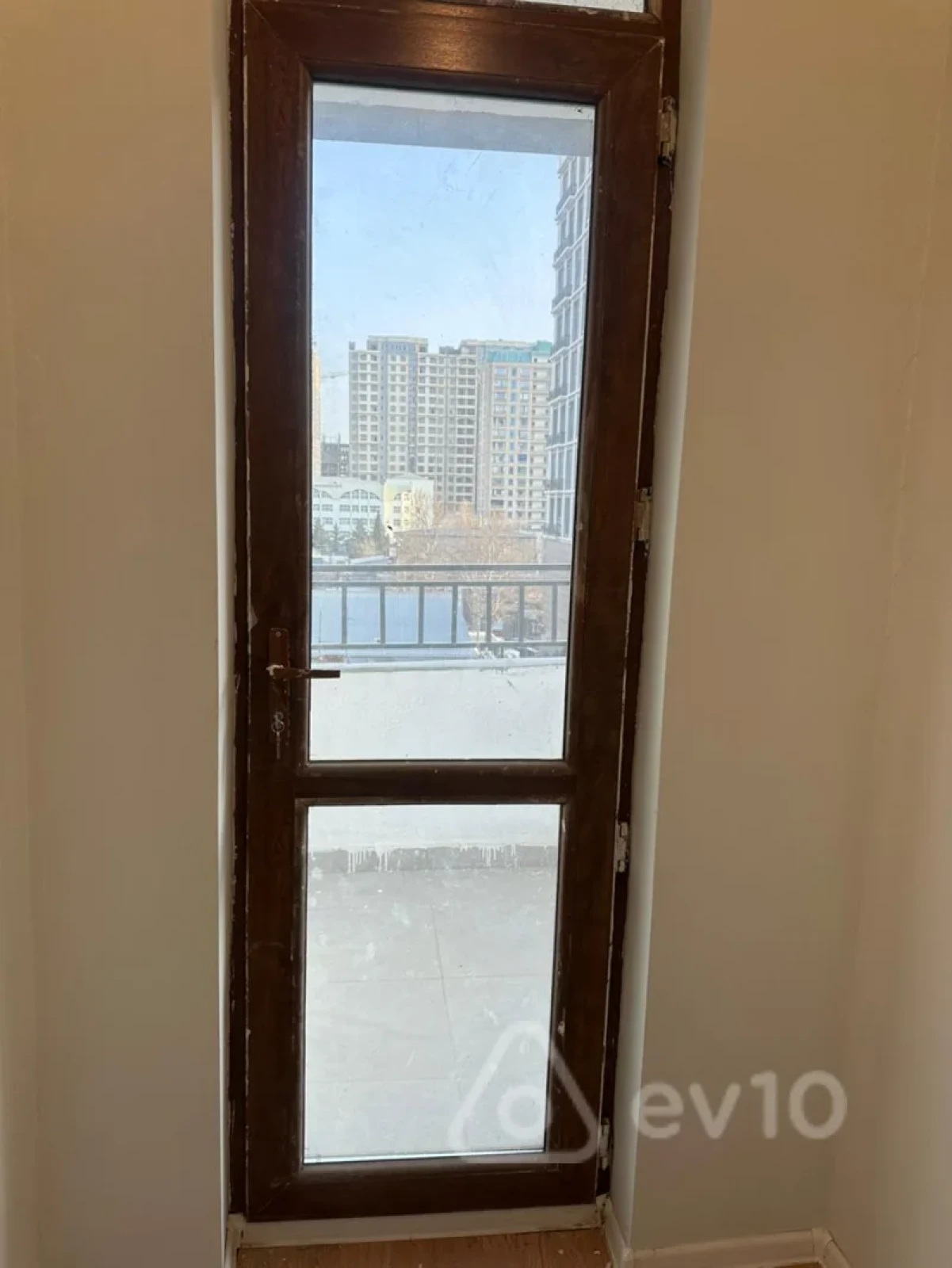 Satılır 4 otaqlı yeni tikili 130 m²