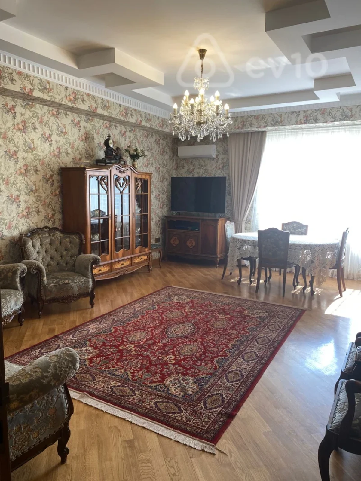 Satılır 3 otaqlı yeni tikili 115 m²