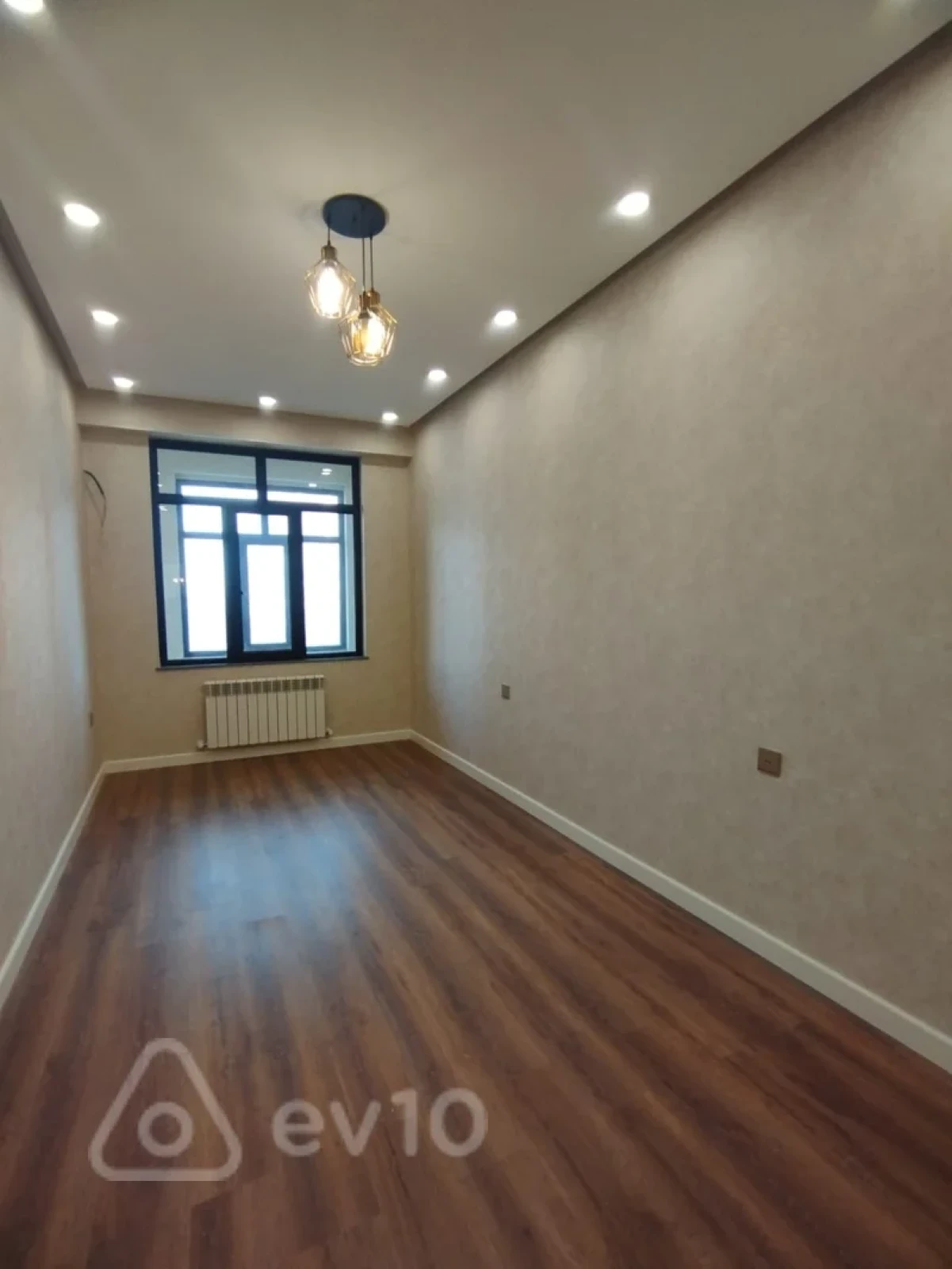 Satılır 3 otaqlı yeni tikili 132 m²