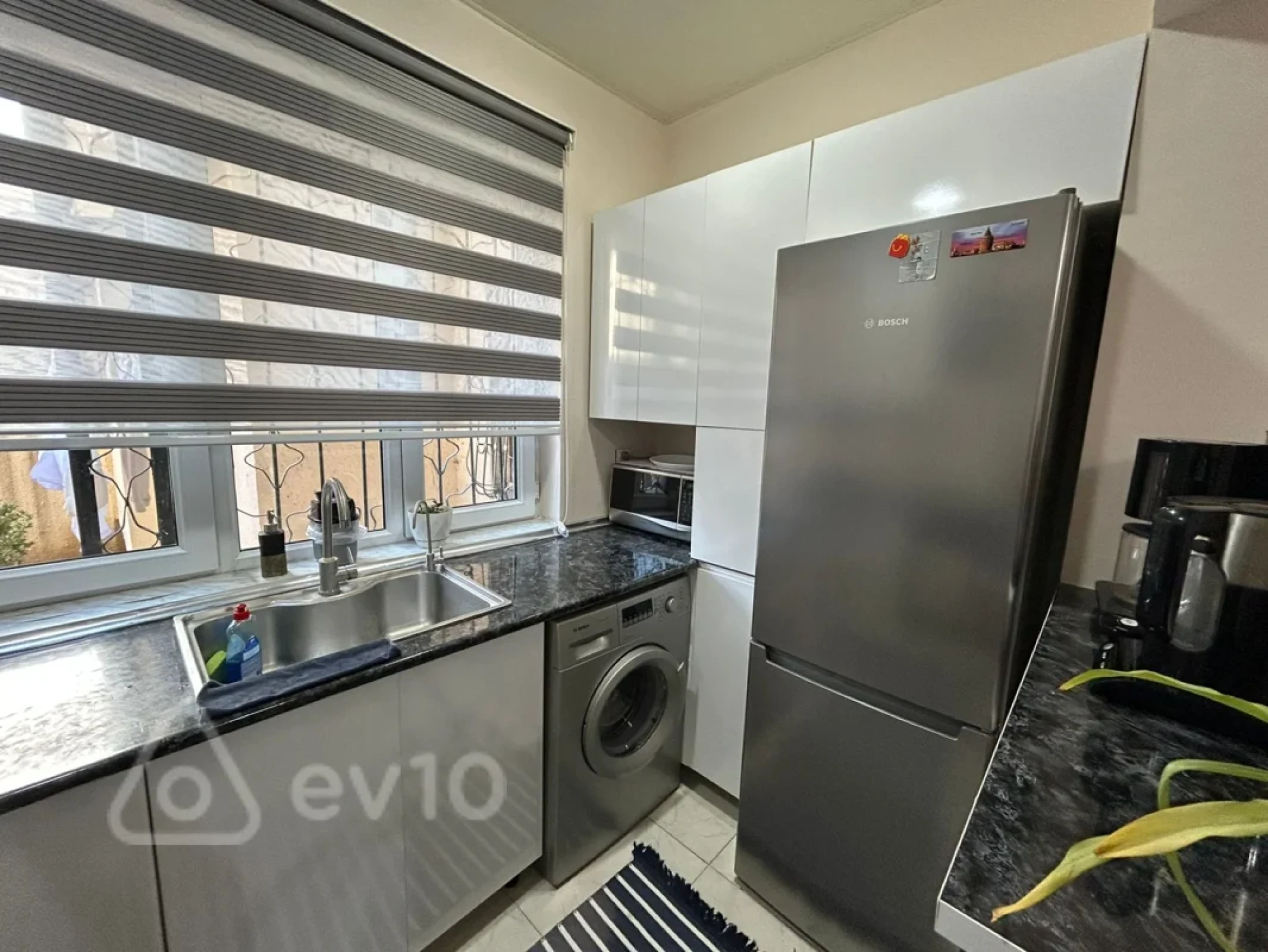 Satılır 2 otaqlı köhnə tikili 45 m²