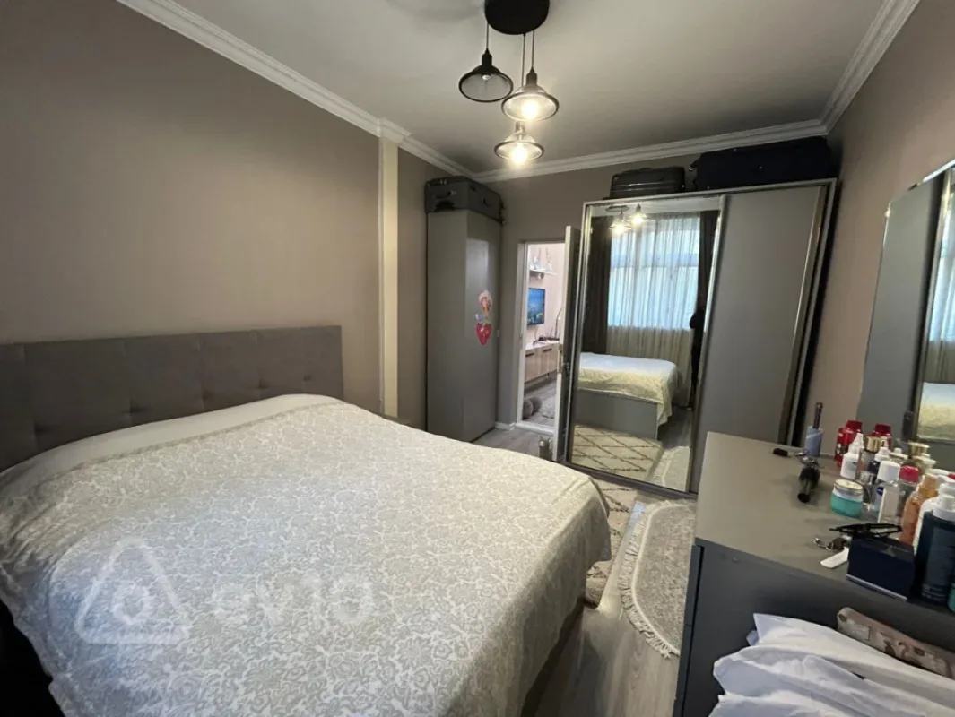 Satılır 2 otaqlı köhnə tikili 45 m²