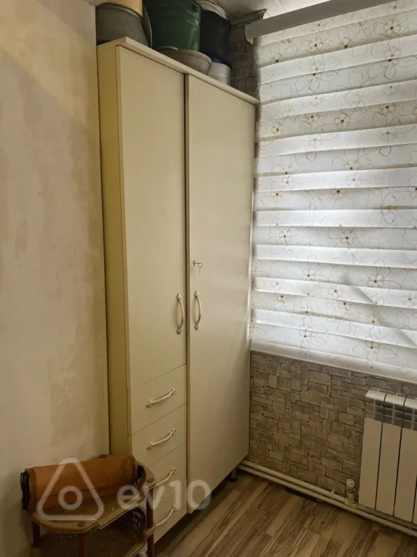 Kirayə verilir 3 otaqlı köhnə tikili 75 m²