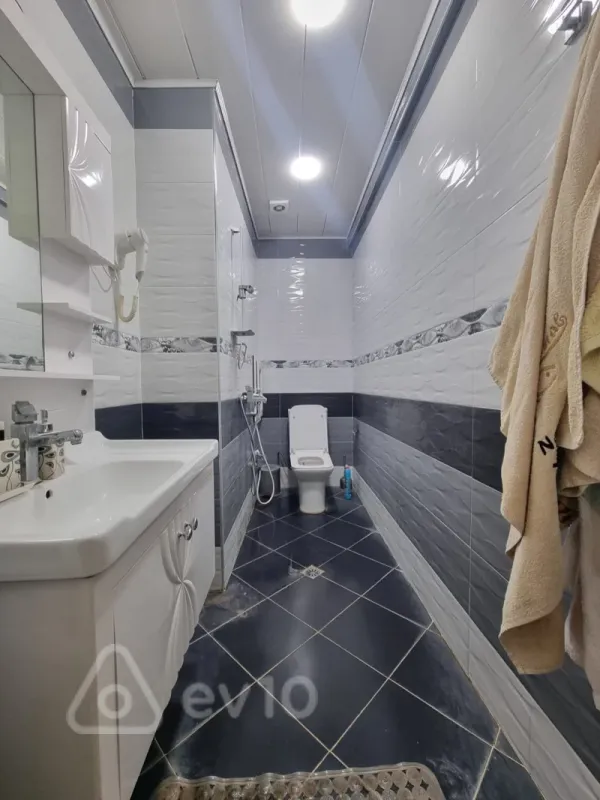 Kirayə verilir 2 otaqlı yeni tikili 55 m²