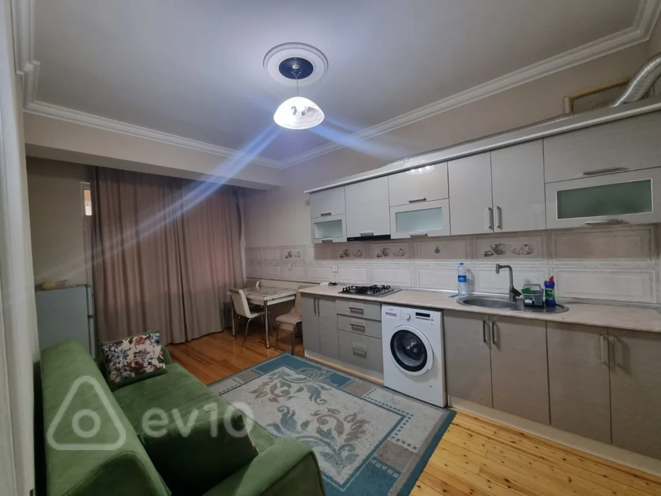 Kirayə verilir 2 otaqlı yeni tikili 55 m²