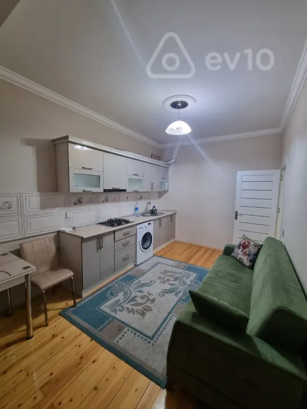 Kirayə verilir 2 otaqlı yeni tikili 55 m²