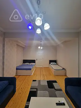 Kirayə verilir 2 otaqlı yeni tikili 55 m²