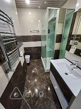 Kirayə verilir 2 otaqlı yeni tikili 110 m²