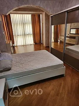 Kirayə verilir 2 otaqlı yeni tikili 110 m²