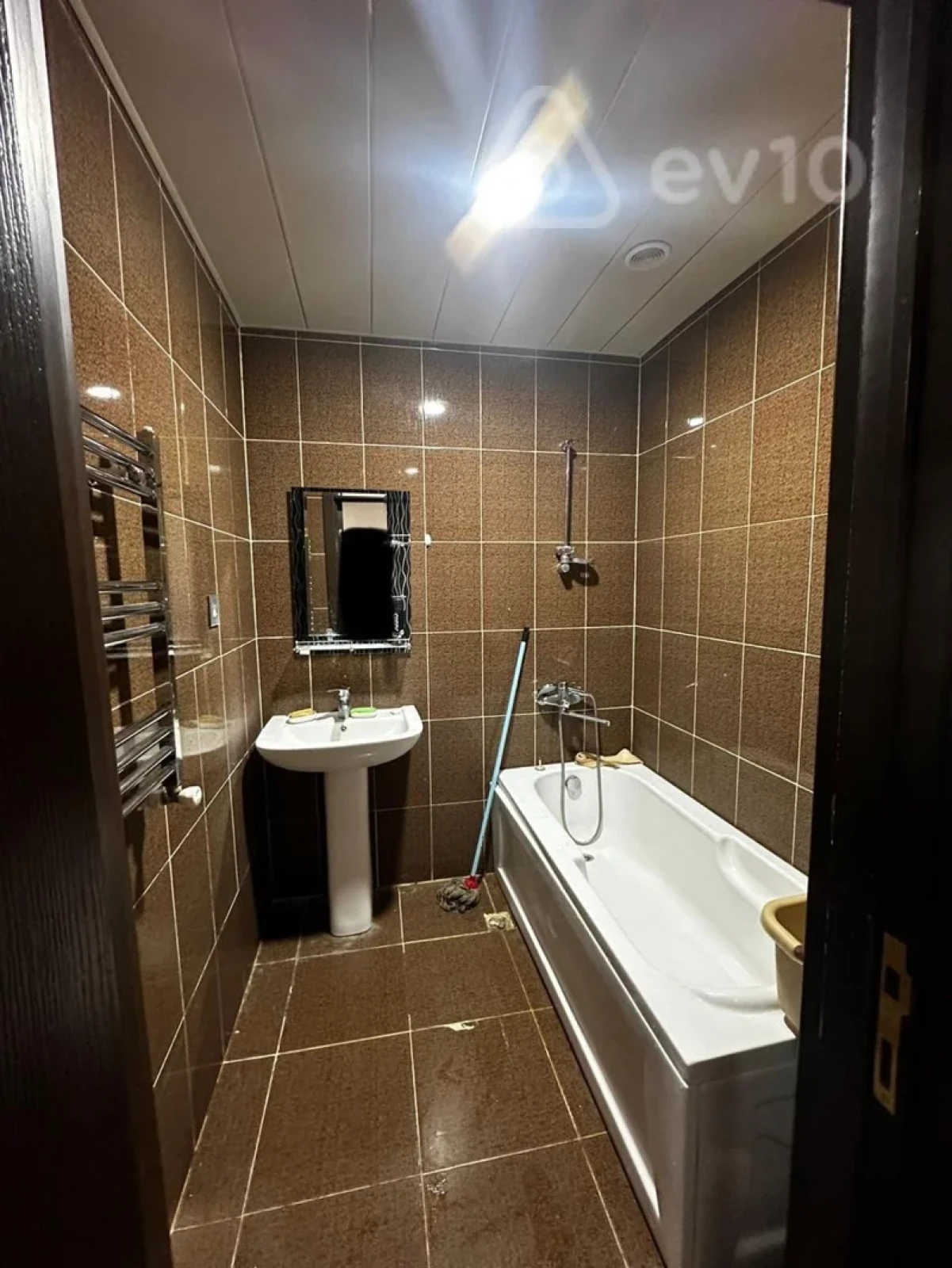 Kirayə verilir 3 otaqlı yeni tikili 85 m²