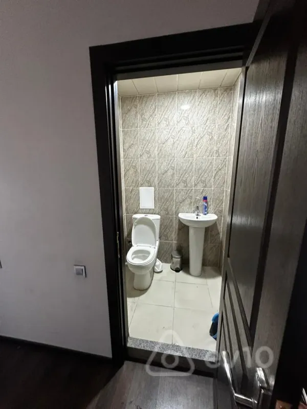 Kirayə verilir 3 otaqlı yeni tikili 85 m²