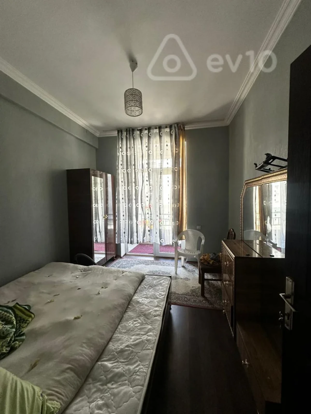 Kirayə verilir 3 otaqlı yeni tikili 85 m²