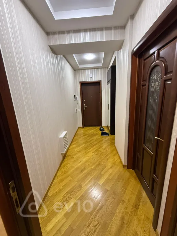 Kirayə verilir 2 otaqlı yeni tikili 75 m²