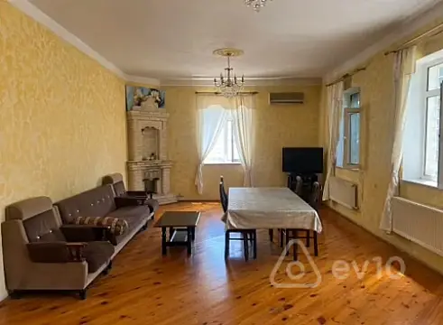 Kirayə verilir 4 otaqlı həyət evi 120 m²