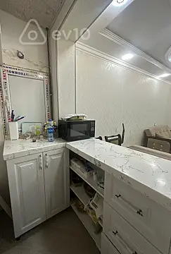 Kirayə verilir 3 otaqlı köhnə tikili 60 m²