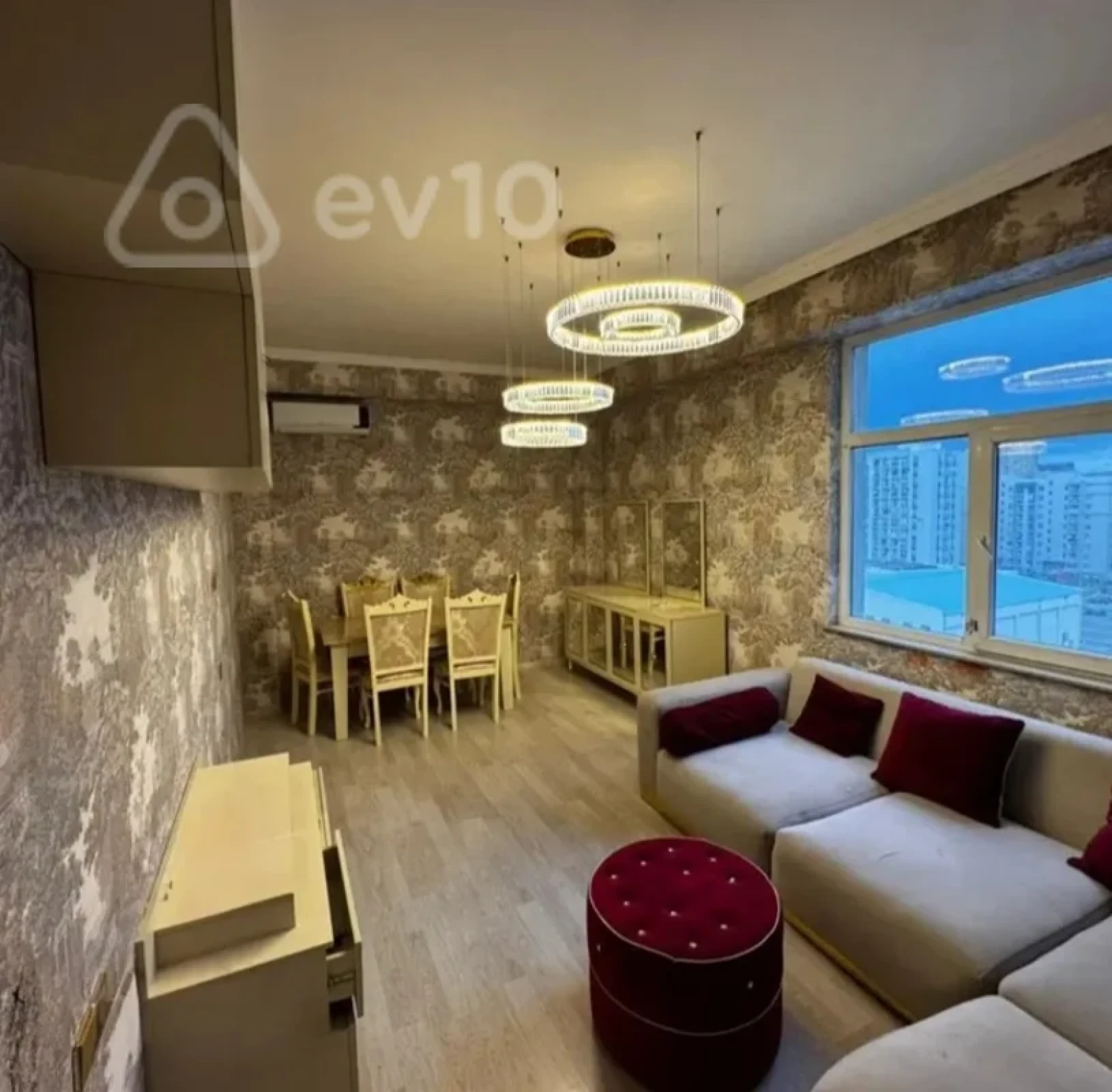 Kirayə verilir 3 otaqlı yeni tikili 95 m²