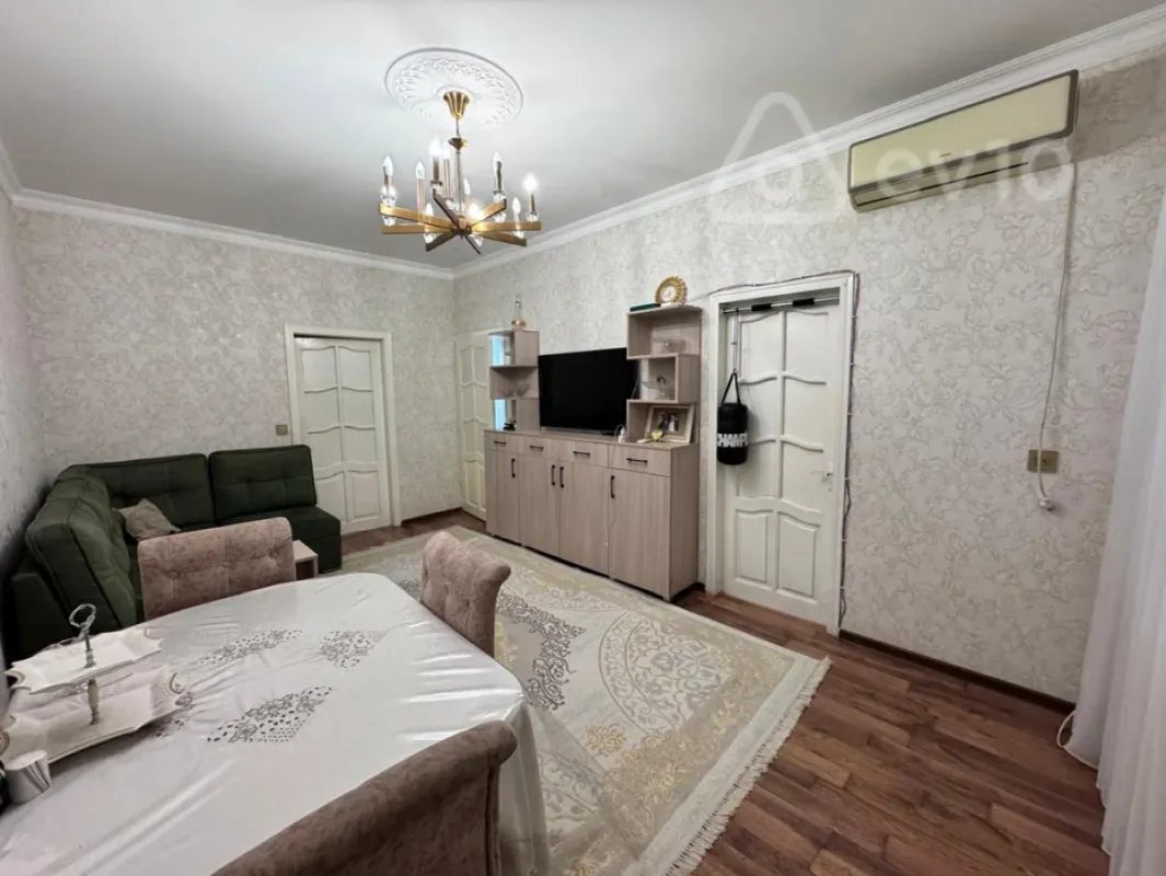 Satılır 3 otaqlı köhnə tikili 55 m²